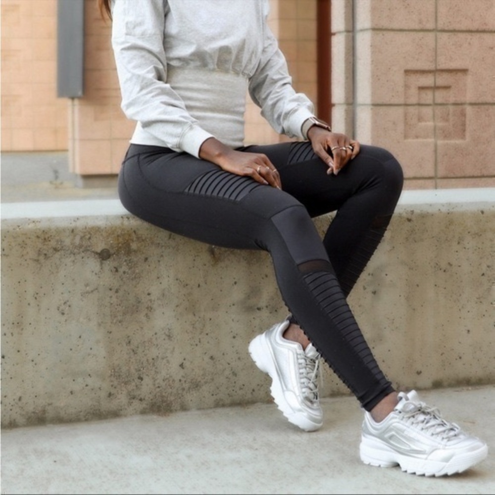Alo Yoga Black Motto Mid Rise Leggings